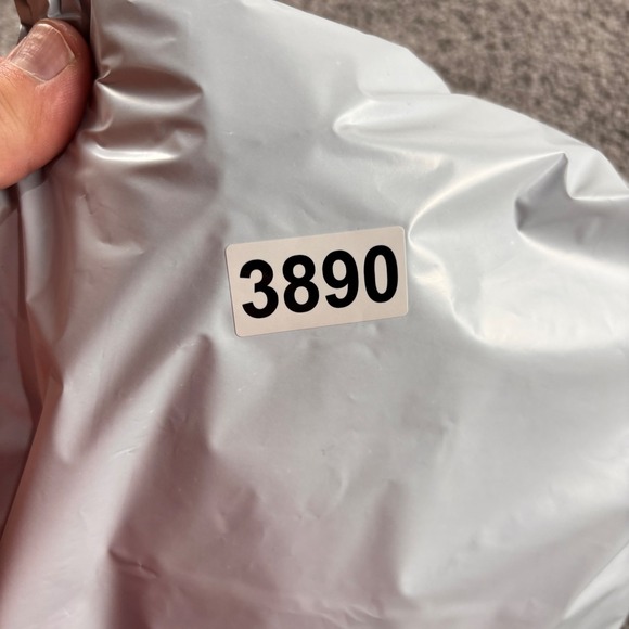 Sundance Catalog Linen Shirt Women XL Beige Button Up Lightweight Beach Made USA - Picture 6 of 6